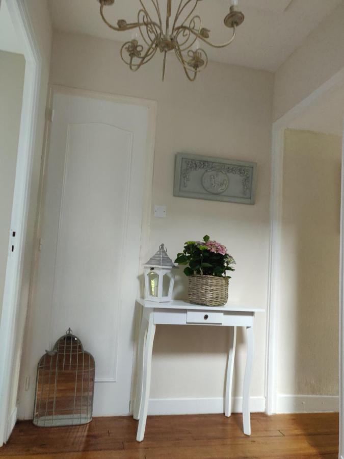 Bed and Breakfast Les Fleurs Du Mont Caux Exterior foto